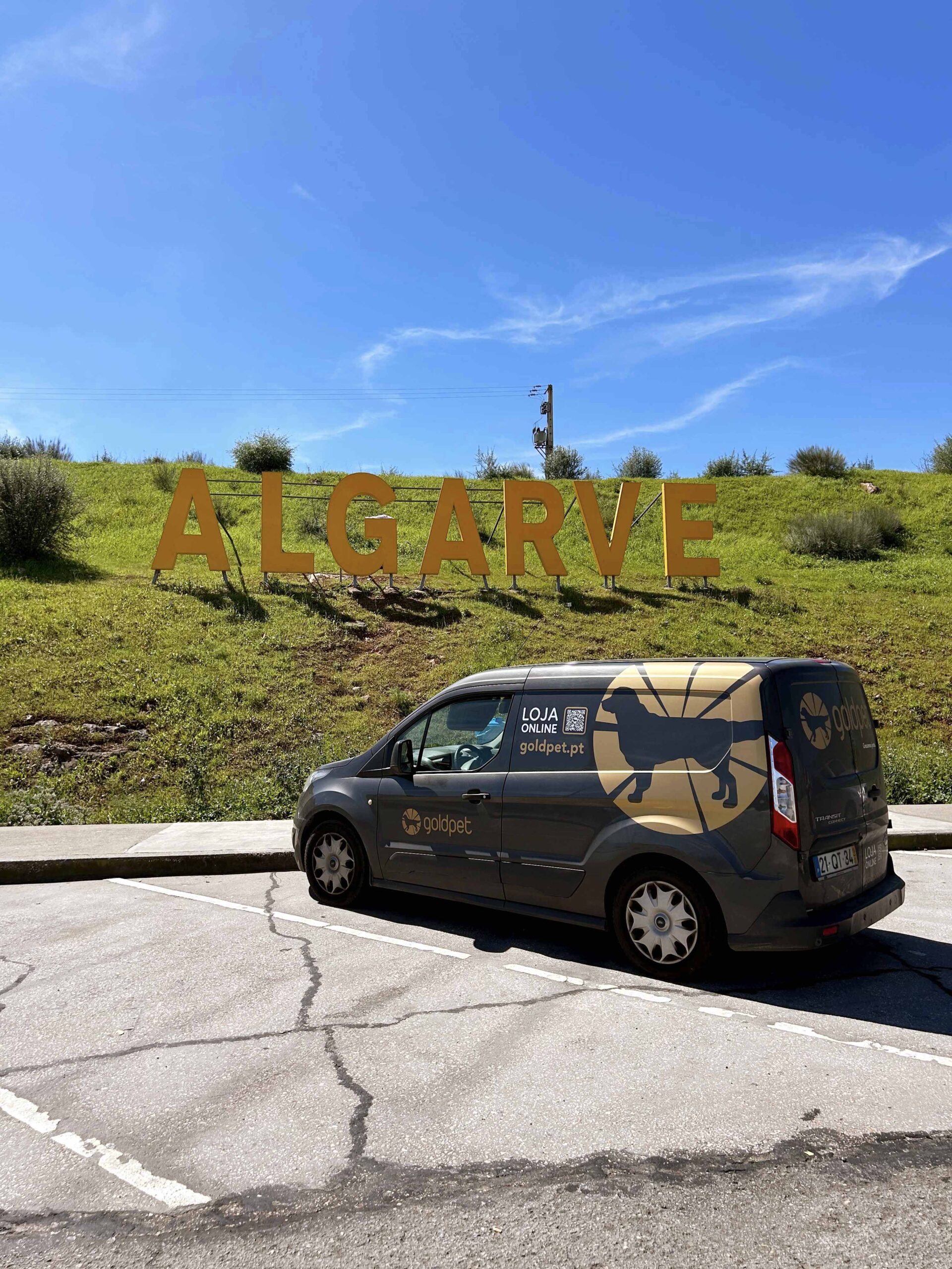 New Goldpet store reinforces offer for animals in the south