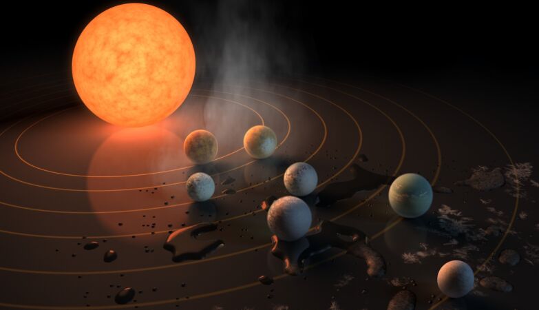 Between eternal night and day, the faces of two cousins ​​from Earth