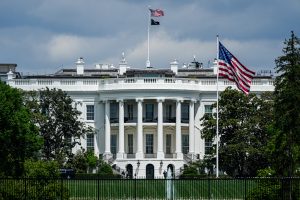 Αλαλούμ στον Λευκό Οίκο για το Ιράν – «Υπάρχουν ενήλικες στο δωμάτιο»;