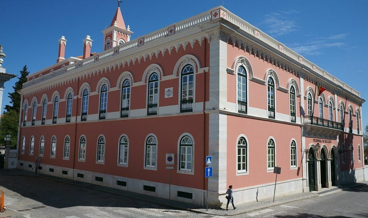 19-year-old man who drove 500 kilometers to rape ex-girlfriend will serve effective sentence