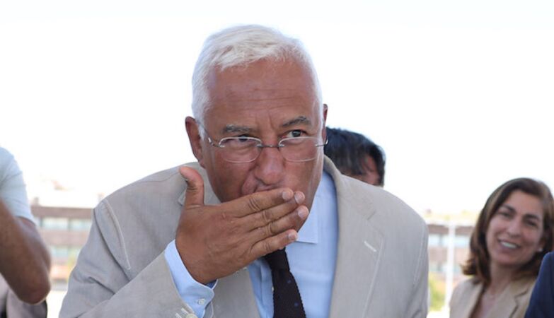 António Costa criticized (again) for having been with Embaló
