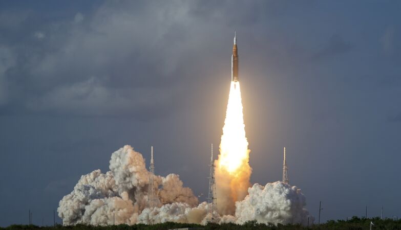 Lift-off! Orion is on its way to the Moon, with 4 astronauts on board