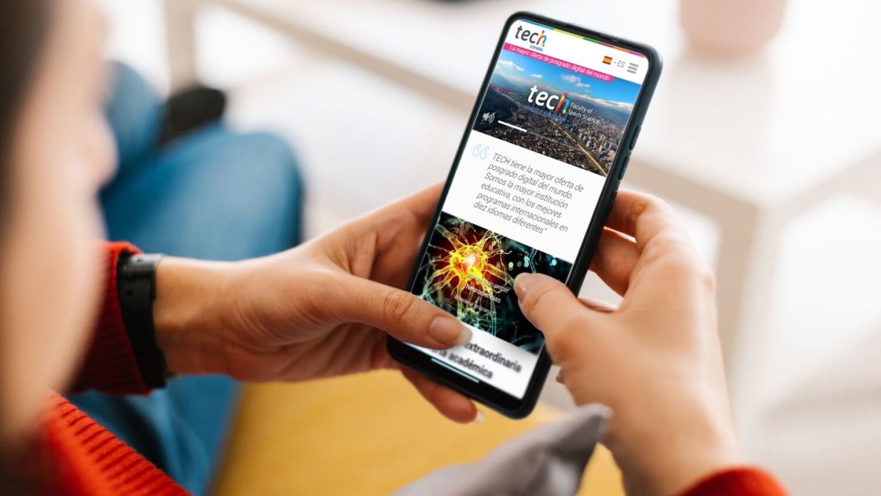 TECH Global University, a leader in employability, leads the ranking with the highest number of students professionally inserted