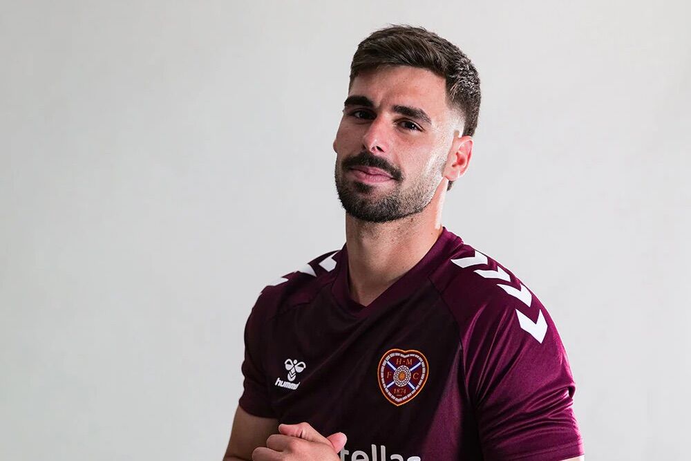 The center forward missing from the team: “All we need is” Cláudio Braga. FPF is already in touch