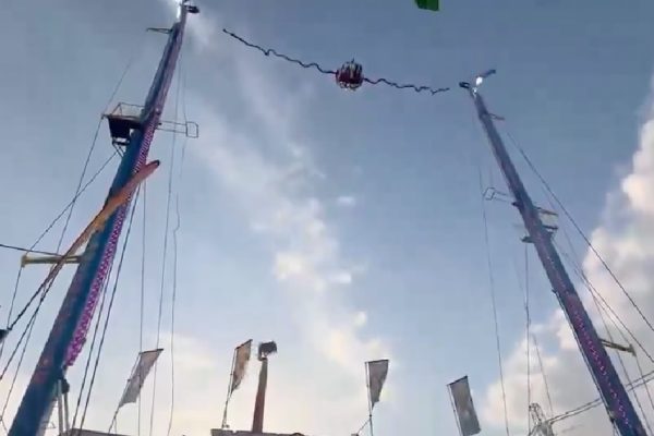 Fair attraction cable in Seville bursts and leaves four injured