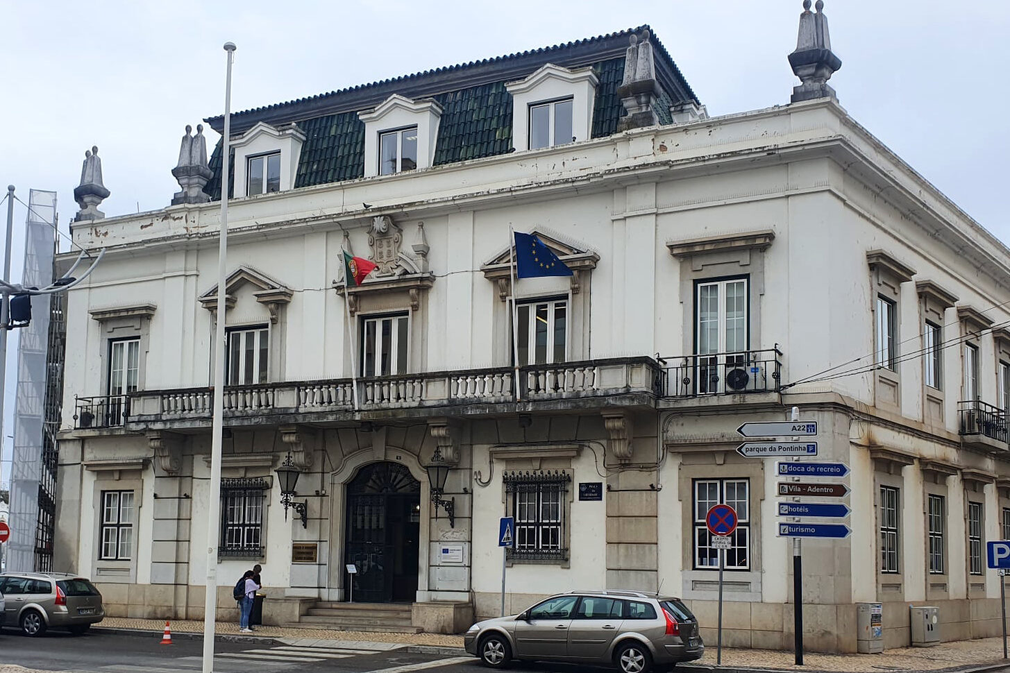 Faro hosts debate on employability in gypsy communities