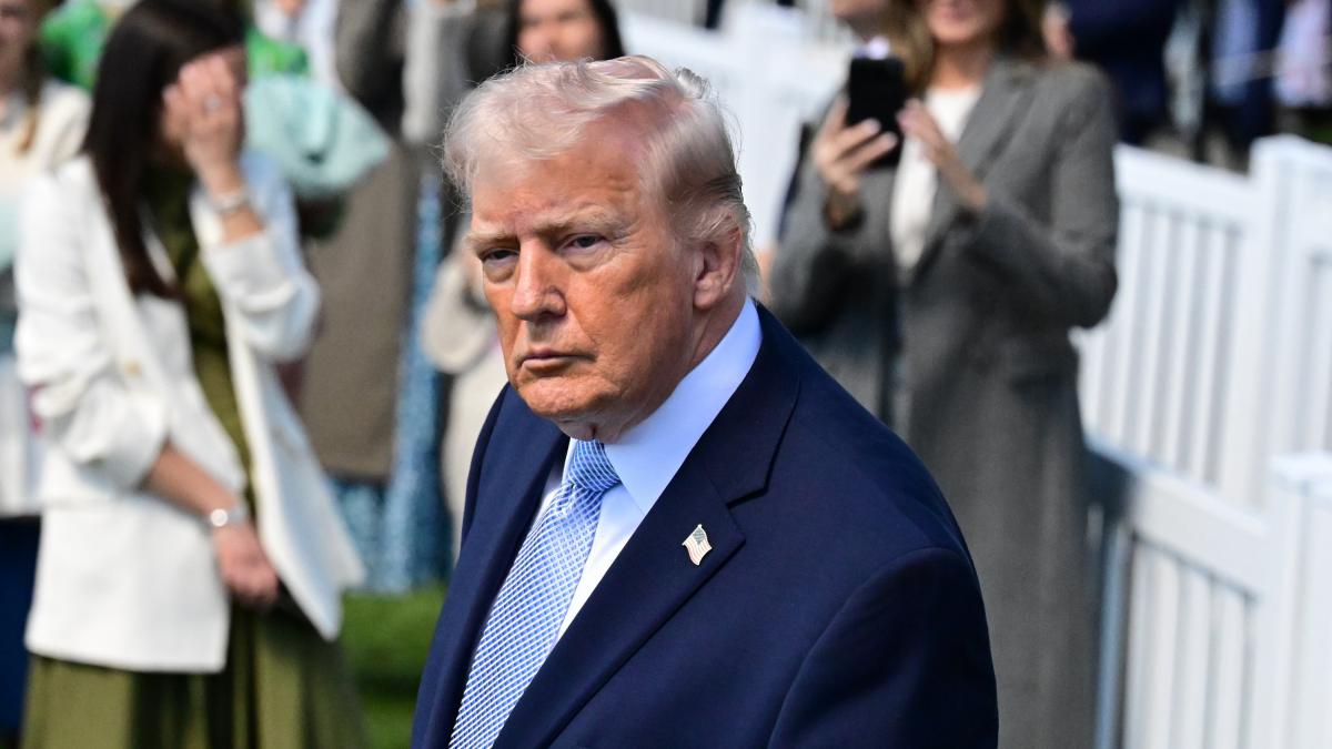 Trump returns to the fray with tariffs and threatens to apply a 50% tariff to those who supply weapons to Iran