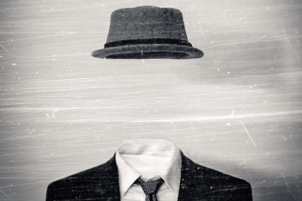 The secret role of the hat industry in the 25th of April