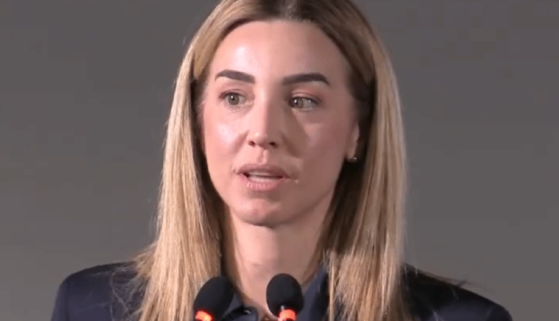 Progressive and former Olympic athlete. Who is Silvia Salis, the rising “anti-Meloni” in Italy?