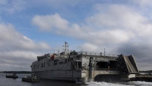 Historic turn in the US Marines: they abandon large military bases in the face of the growing threat of Chinese missiles and Iranian drones