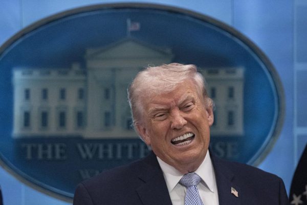 Donald Trump talks about war with Iran: "Don't pressure me"