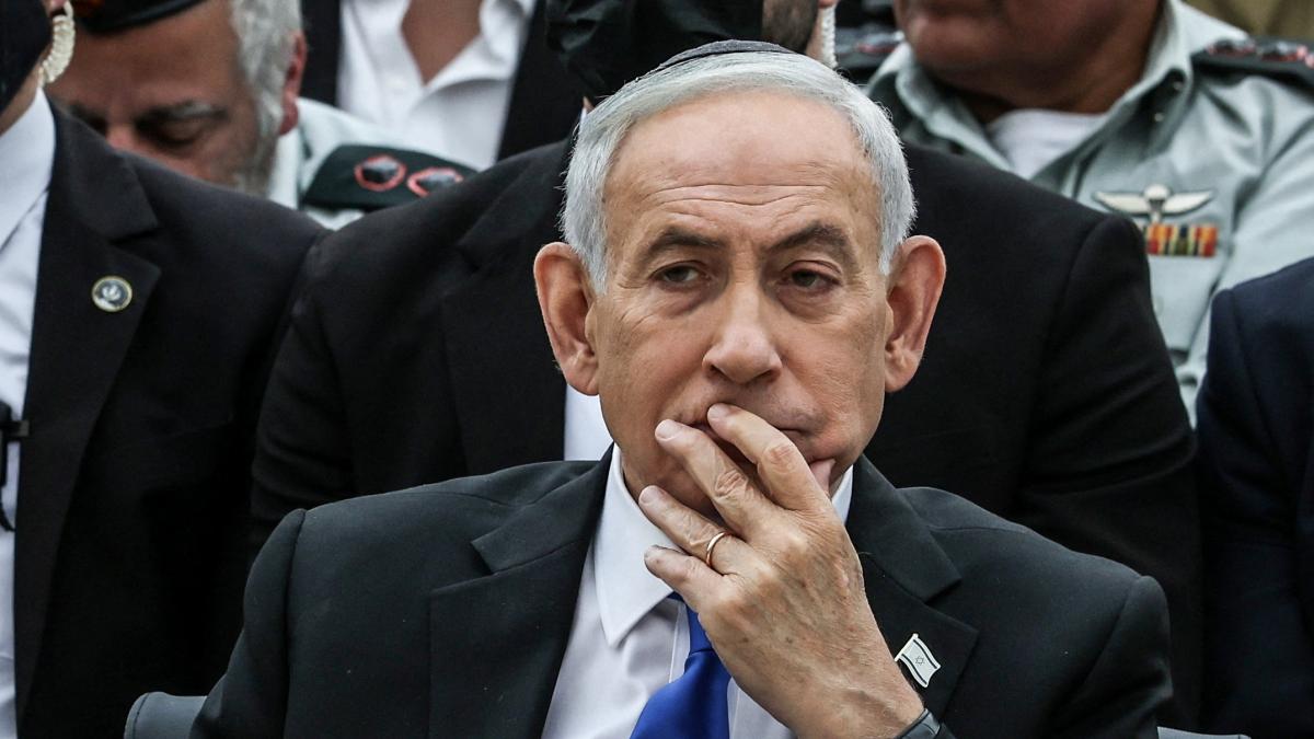 Netanyahu underwent radiotherapy for prostate cancer and hid the treatment
