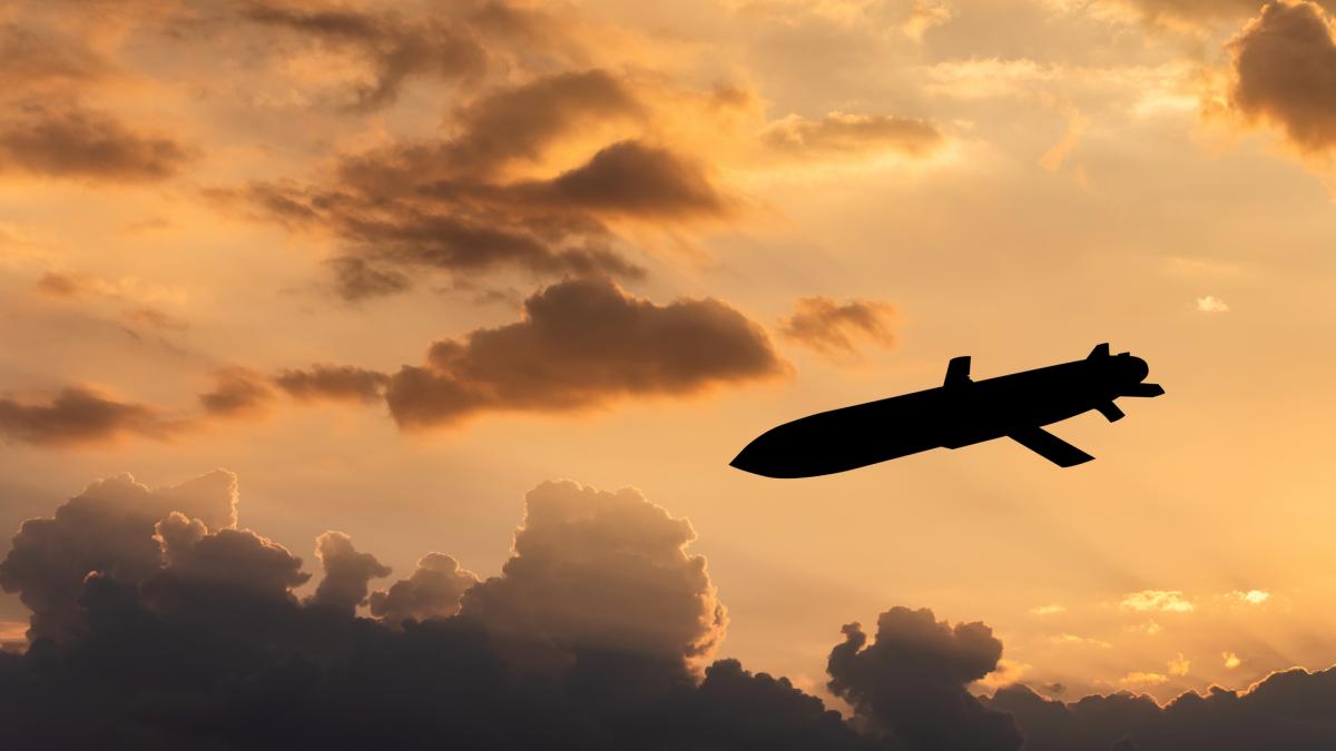 Ukraine develops its own version of the Russian Kinzhal: the FP-9 missile with a range of 850 km and a warhead of 800 kg could change the air balance in the war