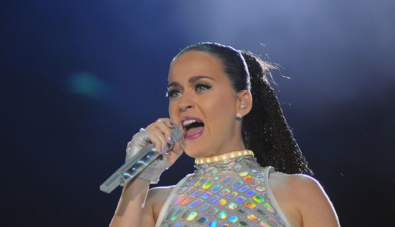 Katy Perry “rubbed her vagina in my face”, accuses actress Ruby Rose (who says she has proof)