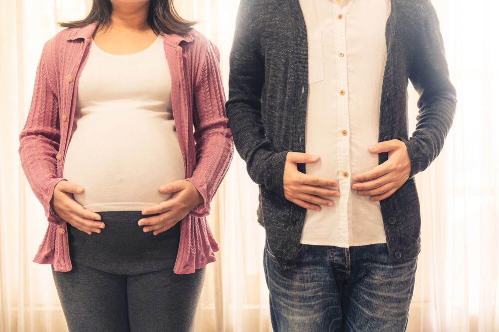 The father and grandparents can also “get pregnant”: it is more common than previously thought