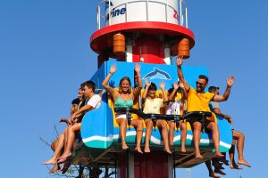 Torre Farol no Zoomarine.