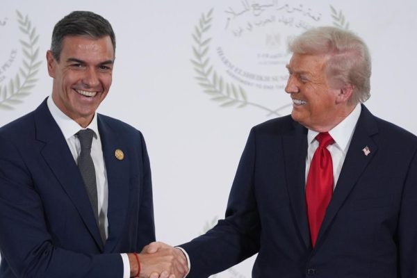 Trump returns to the charge against Spain: "Has anyone noticed how bad things are going for it?"