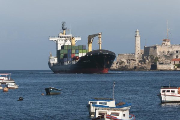 The US Senate once again shields Trump: the attempt to stop a possible military action against Cuba fails