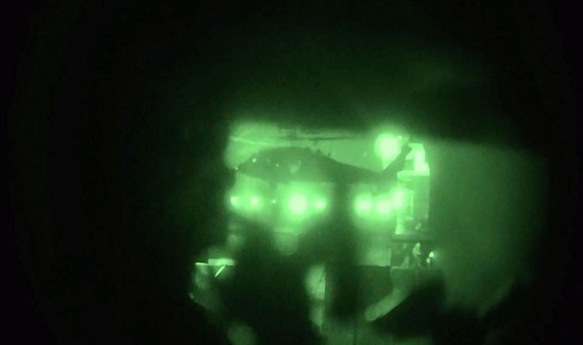 The moment US marines launch a salvo on an Iranian ship