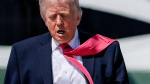 Un día más de TACO en el menú: cuando ganar tiempo es urgente para un Trump que no vence