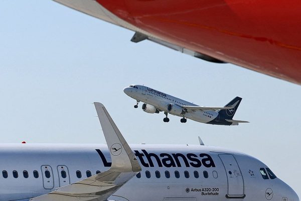 Lufthansa: Cuts 20,000 Summer Flights as Fuel Prices Soar