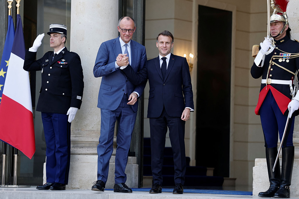 Paris Conference on the Straits of Hormuz - The Background and the Resounding Absence