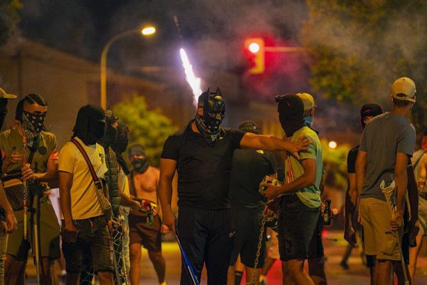 Spain defends international law... but beware of xenophobic violence