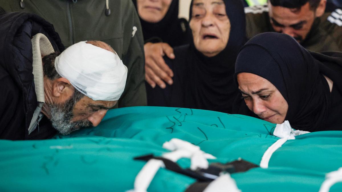 Lebanon and Israel, facing peace talks with very little margin of success