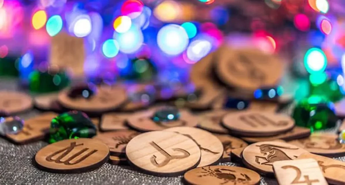 Rune horoscope April 13-19, 2026. Gebo has found your soulmate, SOWELU pours out divine power