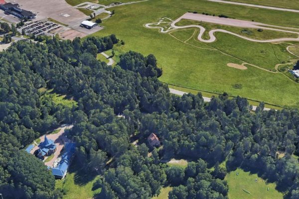 Russian Orthodox churches in Western Europe: from temples of worship to possible espionage centers