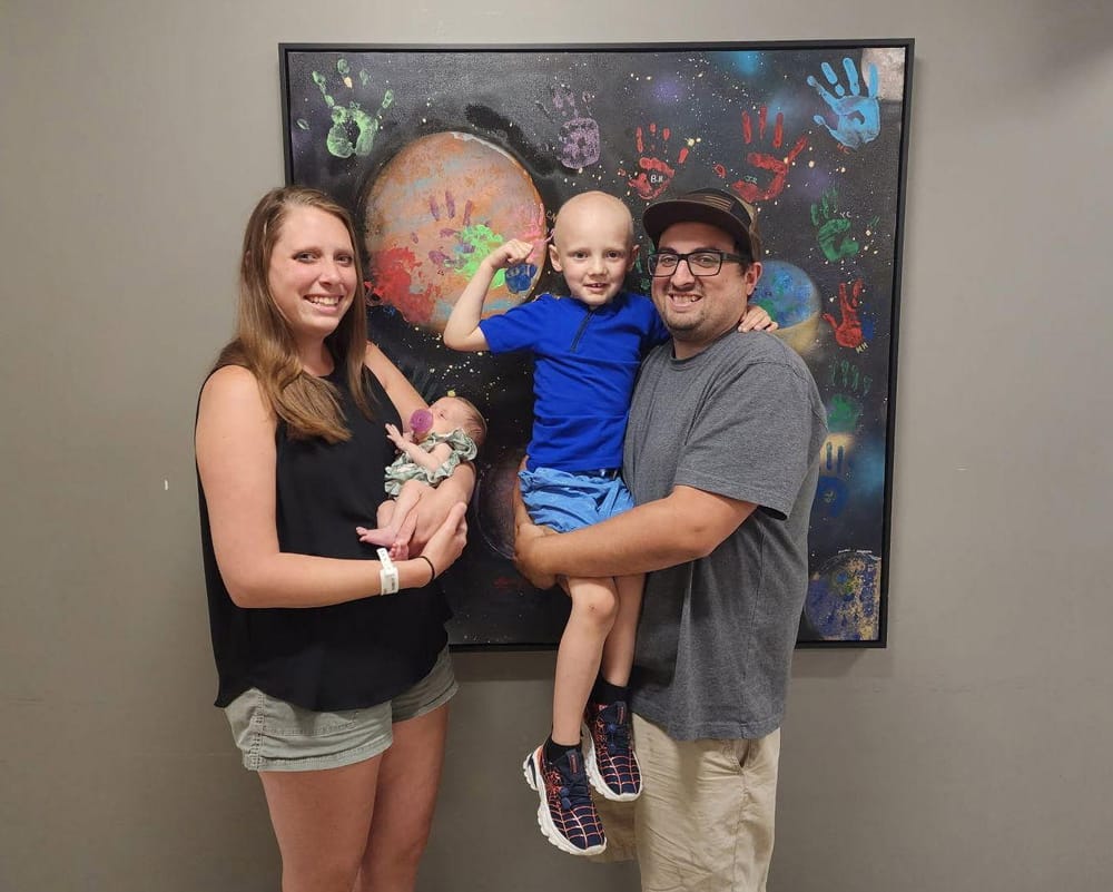 Cailen photographed with her family (Vela Family)