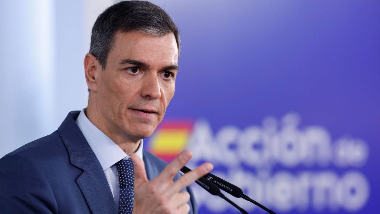 Sánchez accuses Netanyahu of "illegal kidnapping" of activists from the flotilla heading to Gaza