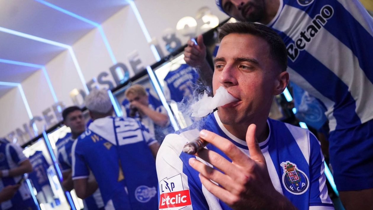 Cigars, watermelons and Villas-Boas' shot: what the FC Porto players' party was like