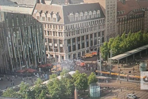 Driver crashes into crowd in Leipzig. There are at least two dead