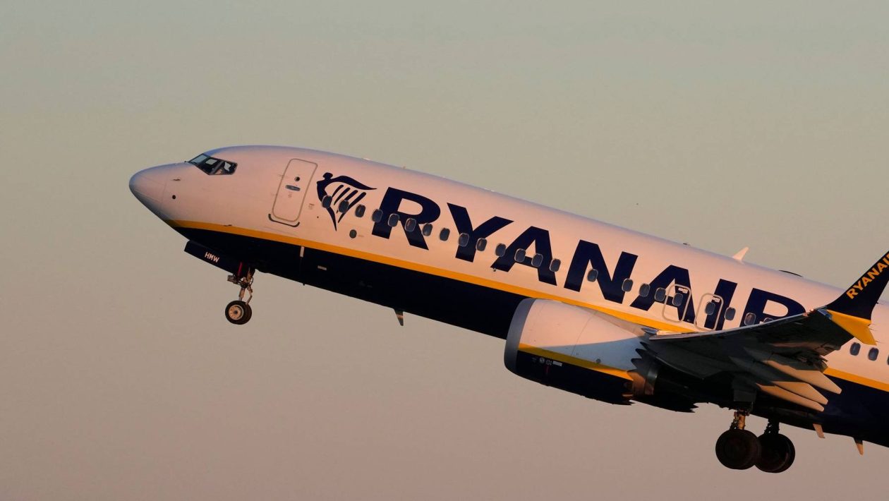 Bad behavior on flights is on the rise, but Ryanair CEO has an idea