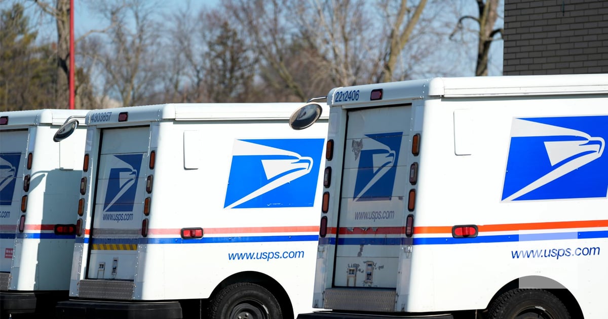 US Postal Service considers allowing firearms to be mailed