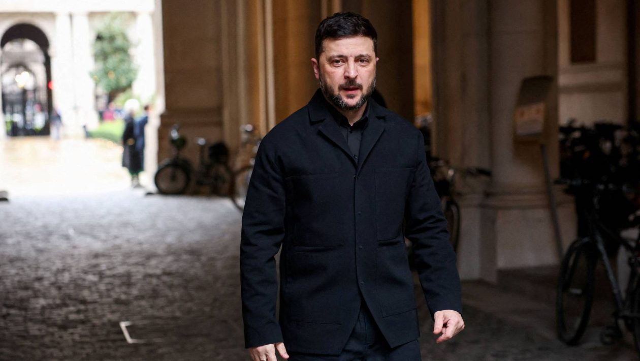 Zelensky willing to meet Putin "in any format"