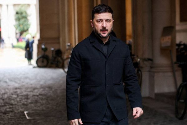 Zelensky willing to meet Putin "in any format"