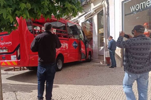 Tourist bus crash in central Lisbon leaves several injured