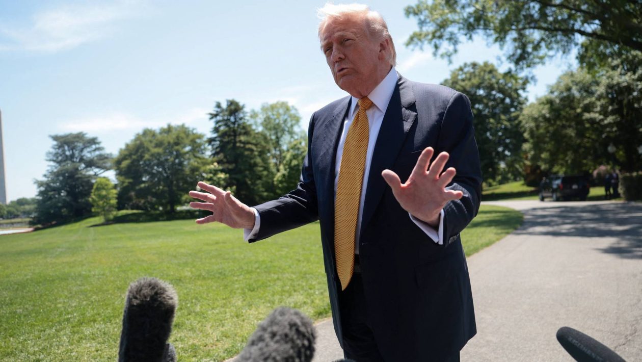 Trump will not ask for help in "long conversation" with Xi because war in Iran "is under control"