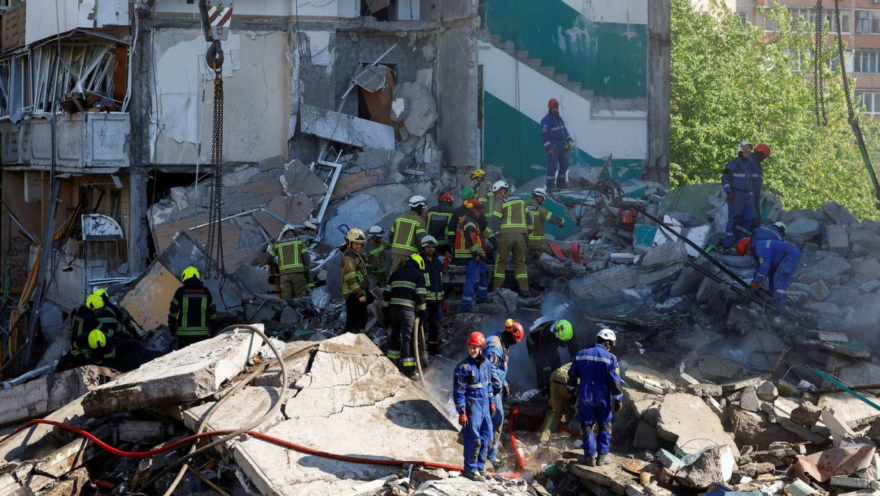At least eight dead in one of Russia's biggest attacks on Ukraine