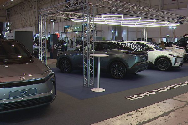 Are you thinking about buying a hybrid or electric car? FIL hosts Motor Show until Sunday