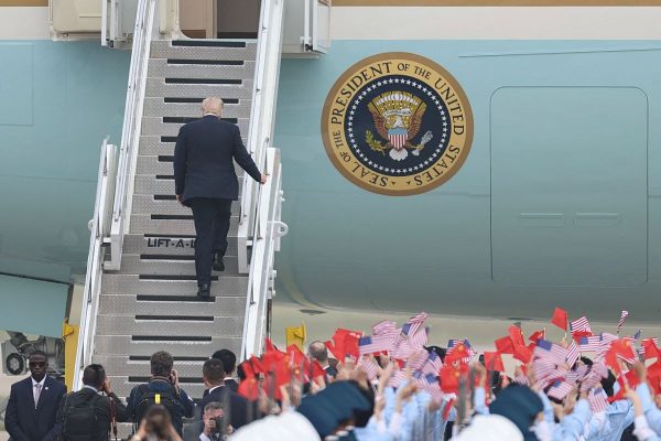 Trump to Iran: "Freeze" the nuclear program for 20 years and "commit"