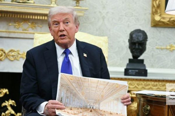 Americans definitely don't like Trump's decorating attempts at all