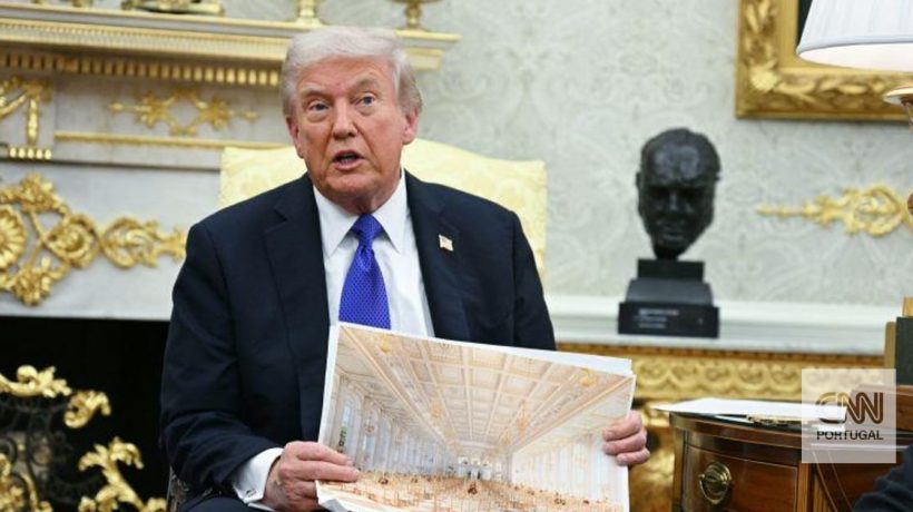 Americans definitely don't like Trump's decorating attempts at all