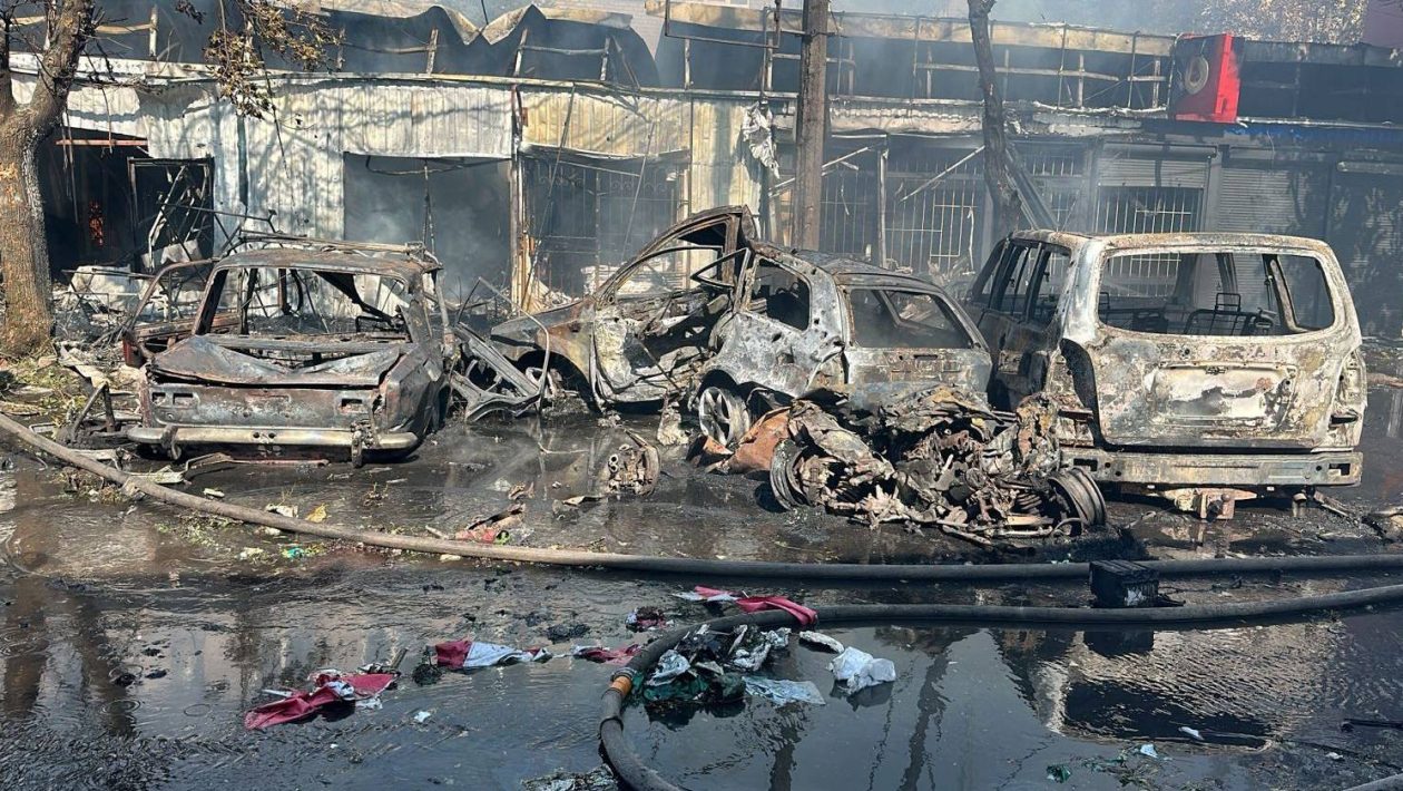 "The air smells of smoke and not peace": Ukrainian forces repel Russian kamikaze drone attacks on eastern front