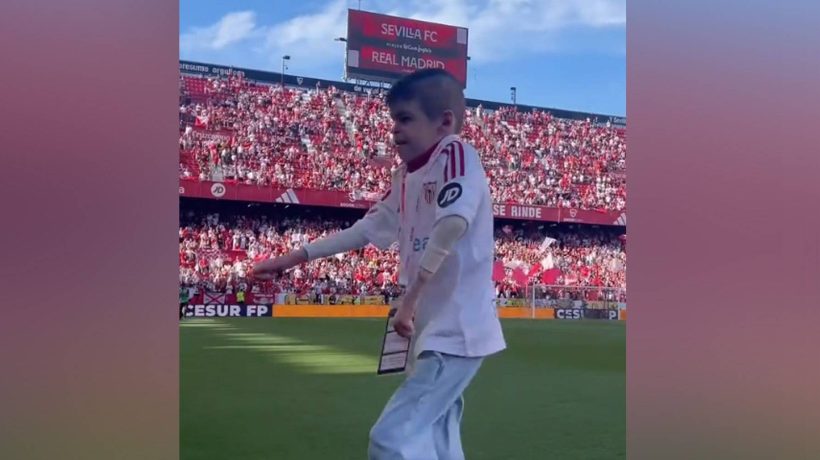 Sevilla FC pays tribute to Leo, the 12-year-old boy with rare disease, before the game with Real Madrid