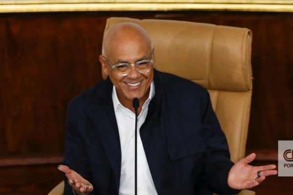 Venezuela announces release of 300 prisoners, including police, elderly and sick