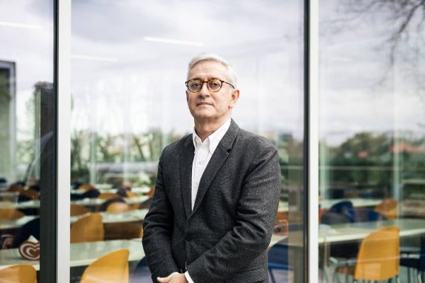 “There are treatments that are like 'throwing a grenade' at patients”: Bluepharma's innovations