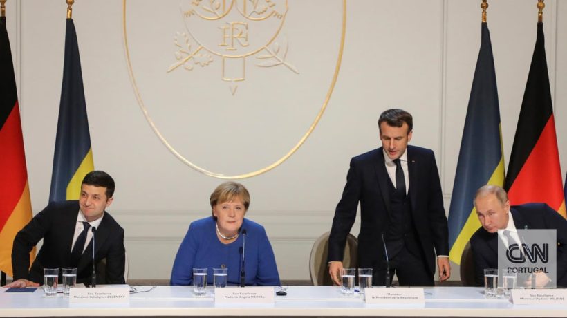 First you have to "break the stone". It's time for the EU to talk to Russia but it's not yet time to send someone like Costa to talk to Putin